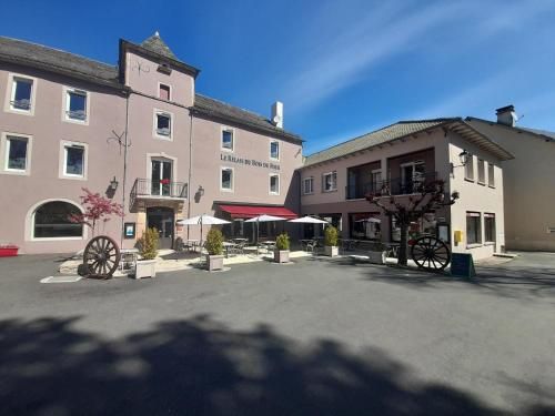 Relais du Bois du Four 1