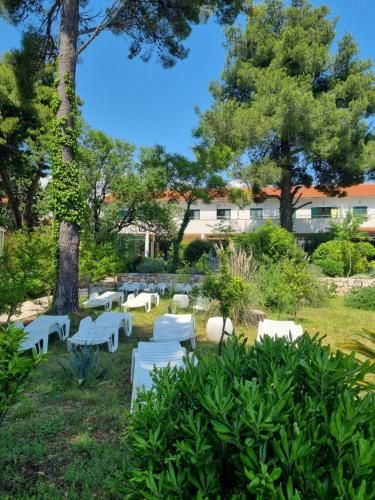 Kleine Hexe B&B Pension 2