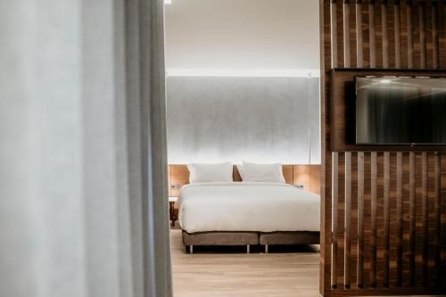 Aya Hotel 3