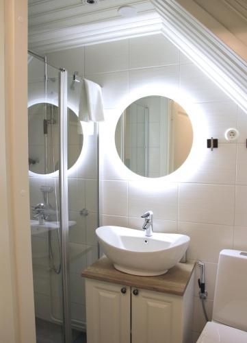 Woikoski Feeling - Kirjokiven Kartano 2