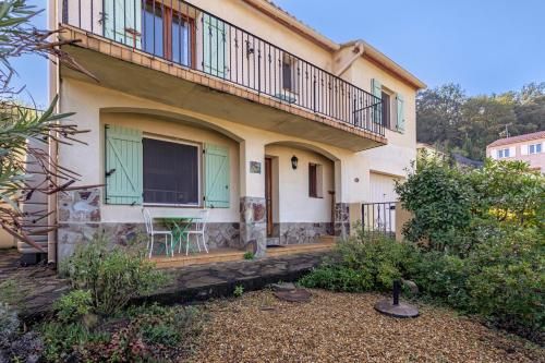 La petite colline à Céret 2