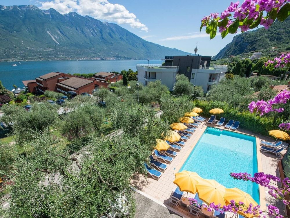Hotel Garden 3 estrelas em Limone sul Garda