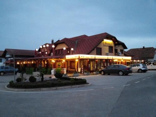 Motel Majolka 3 étoiles à Ptuj