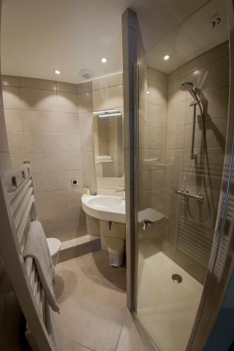 Hotel Le Pont Neuf 2