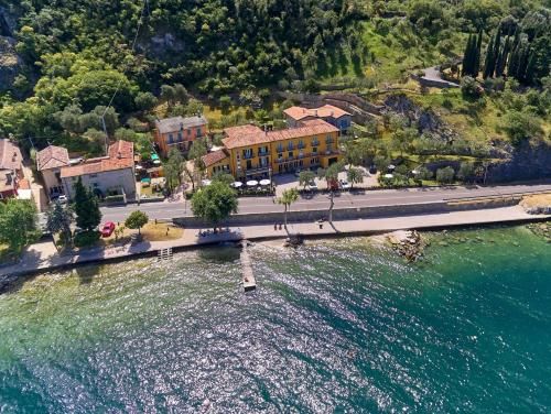 Albergo Del Garda 2 estrellas en Torri del Benaco