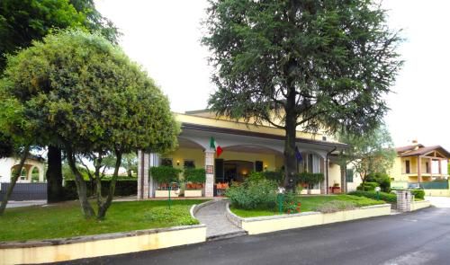 Albergo La Quiete 1 estrelas em Desenzano del Garda