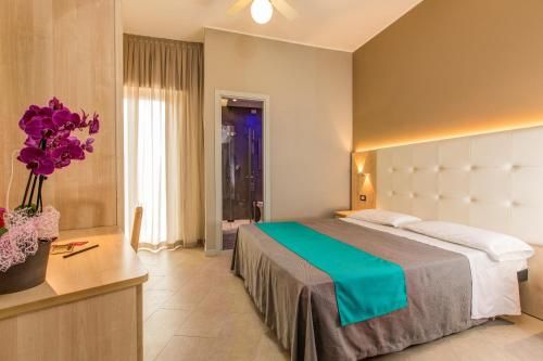 Hotel Romantico 2