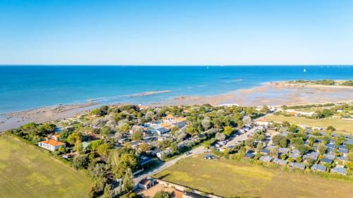 Camping Paradis 4 étoiles A La Corniche La Rochelle Angoulins 4 estrelas em Angoulins-sur-Mer
