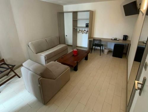 Hôtel Des Amandiers 2