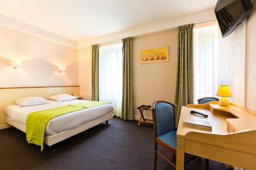 Logis Hôtel de la Paix 2 étoiles à Saint-Nectaire