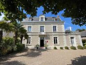 Le Pavillon des Lys - Hôtel Particulier+Billet au Château du Clos Lucé