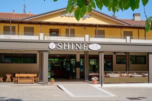 Albergo Shine 1