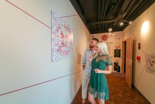 CHORS like a hotel - 1st World NFT Block & Art Capsule Hostel MetaCHORS 3