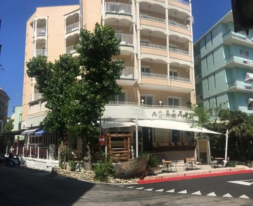 Sirena Boutique Hotel 3