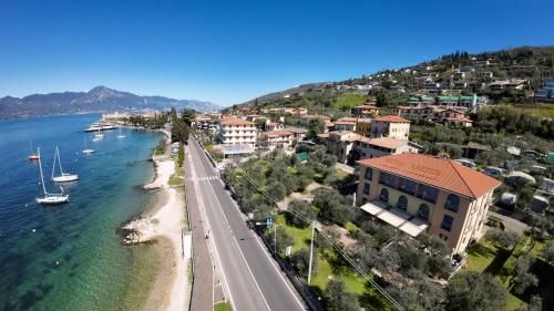 Hotel Garden 2 estrelas em Torri del Benaco