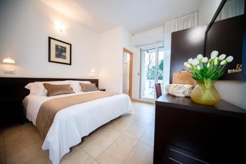 Union Park Hotel - sul mare con piscina riscaldata -idromassaggio -spiaggia - parcheggio 3