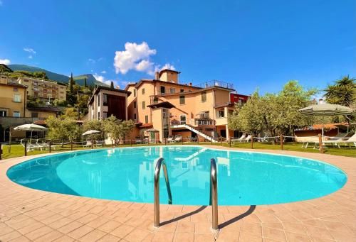 Albergo Vittoria 3 estrellas en Toscolano Maderno