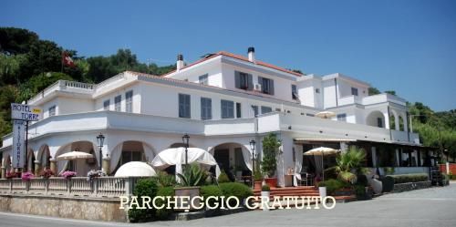 Hotel Torre 2 étoiles à Celle Ligure