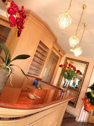 Hotel Mondial 2