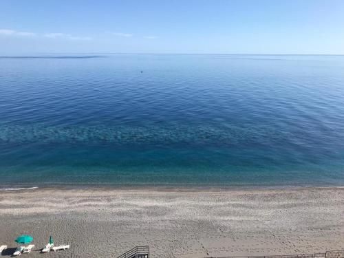 Hotel Kennedy 3 estrelas em SantʼAlessio Siculo