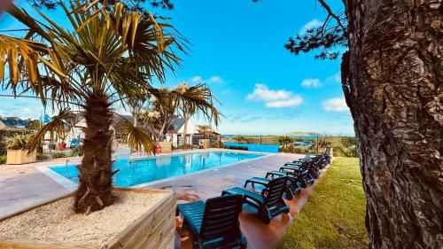 Seasonova Camping Les 7 iles 3 estrelas em Trélévern