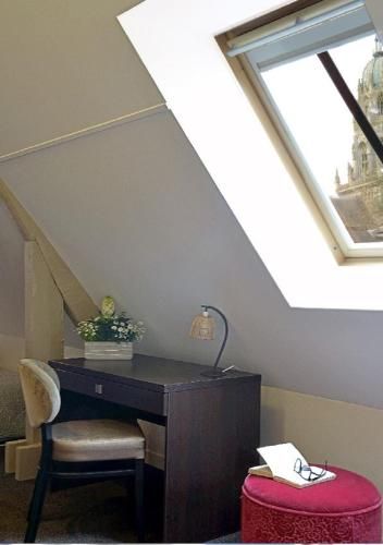 Hotel Reine Mathilde 2