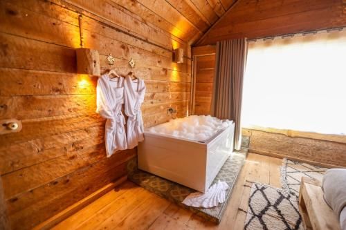 Hotel Xaluca Spa Aguelmame Sidi Ali 3