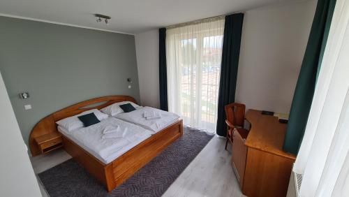 Port Club pension & restaurant 2