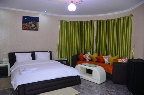 Hôtel Hadaik Ain Asserdoune 3