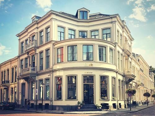 FINCH Boutique Hotel, downtown 1