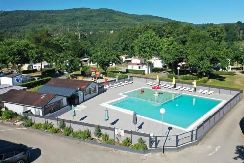 Camping du Lac 4 estrelas em Foix