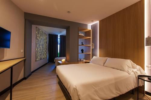 Hospedium H Cabo Sport 2