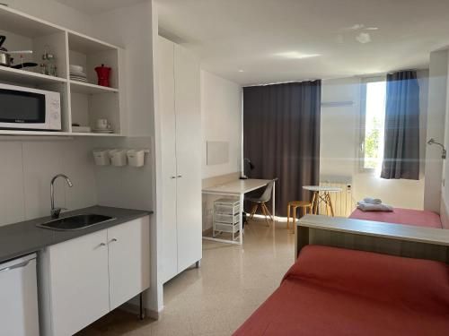 Residencia Universitaria Resa Francesc Giralt i Serrà 2