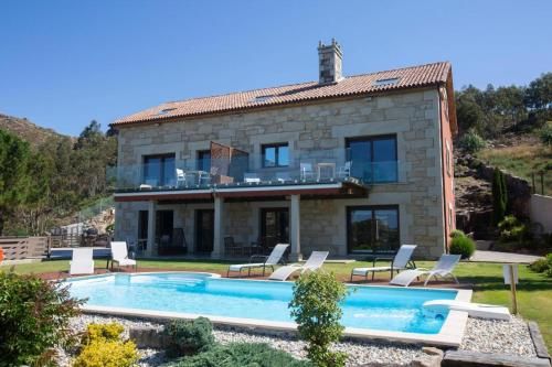 A Ballenera de Caneliñas 3