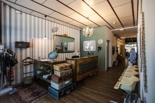 Pars Tailor's Hostel 1