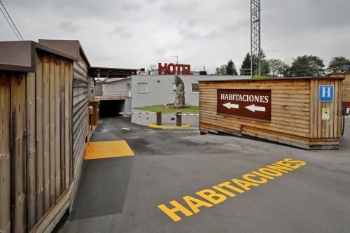 Motel Latino 2