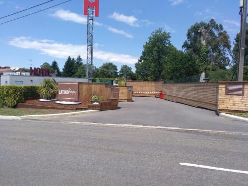 Motel Latino 1