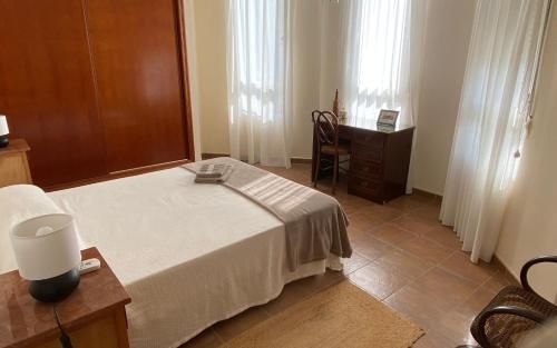 Room in Lodge - Room with a view of the La Casella Valley