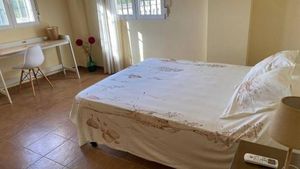 Room in Farmhouse - Renew Energy in the Orange Room