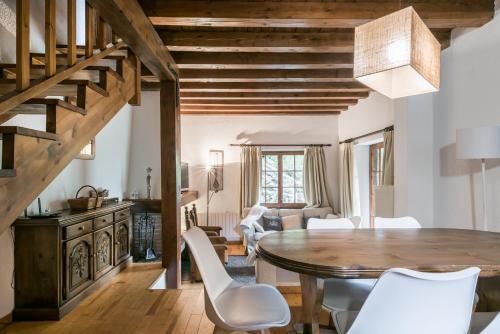 Casa Guineu By Totiaran 1