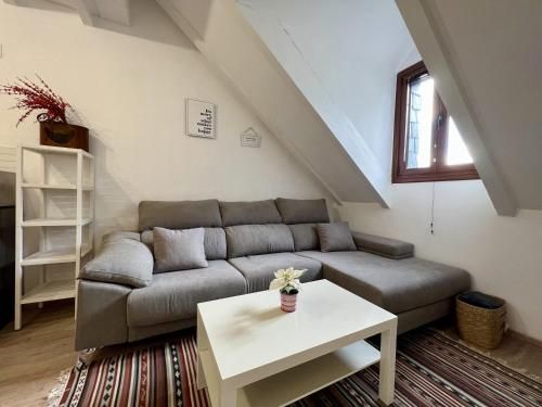 Locky · Espacio y Exclusividad E' Pirineos360 E' 2