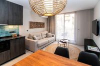 Mochoruralhome lonja b