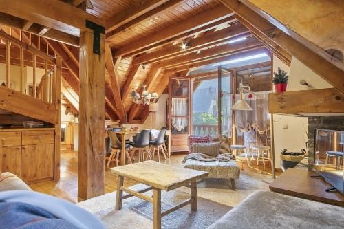 Luderna - Dúplex con terraza Esclòps 3