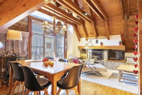 Luderna - Dúplex con terraza Esclòps 1