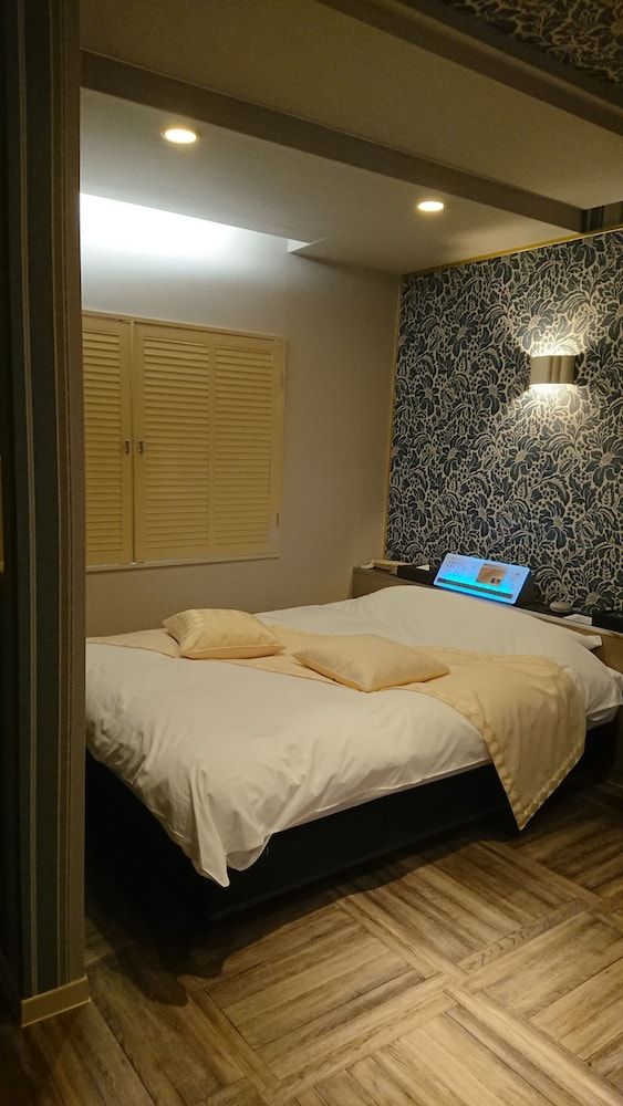 Valentine - Adults Only 3