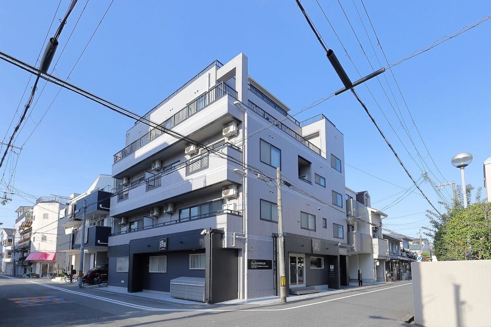 HOTALU Universal Vacation Kan 1