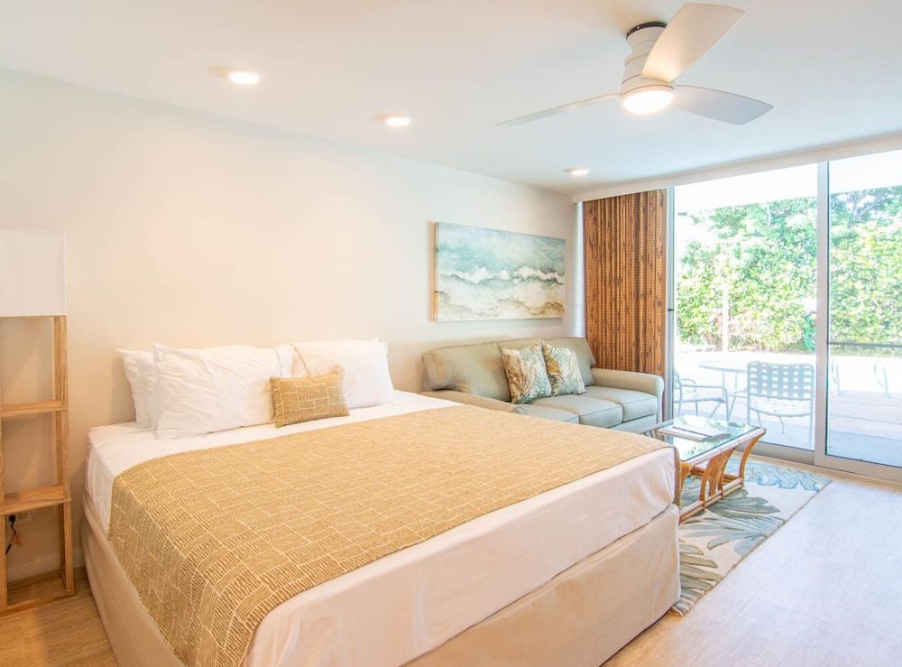 Castle Napili Surf Beach Resort 2