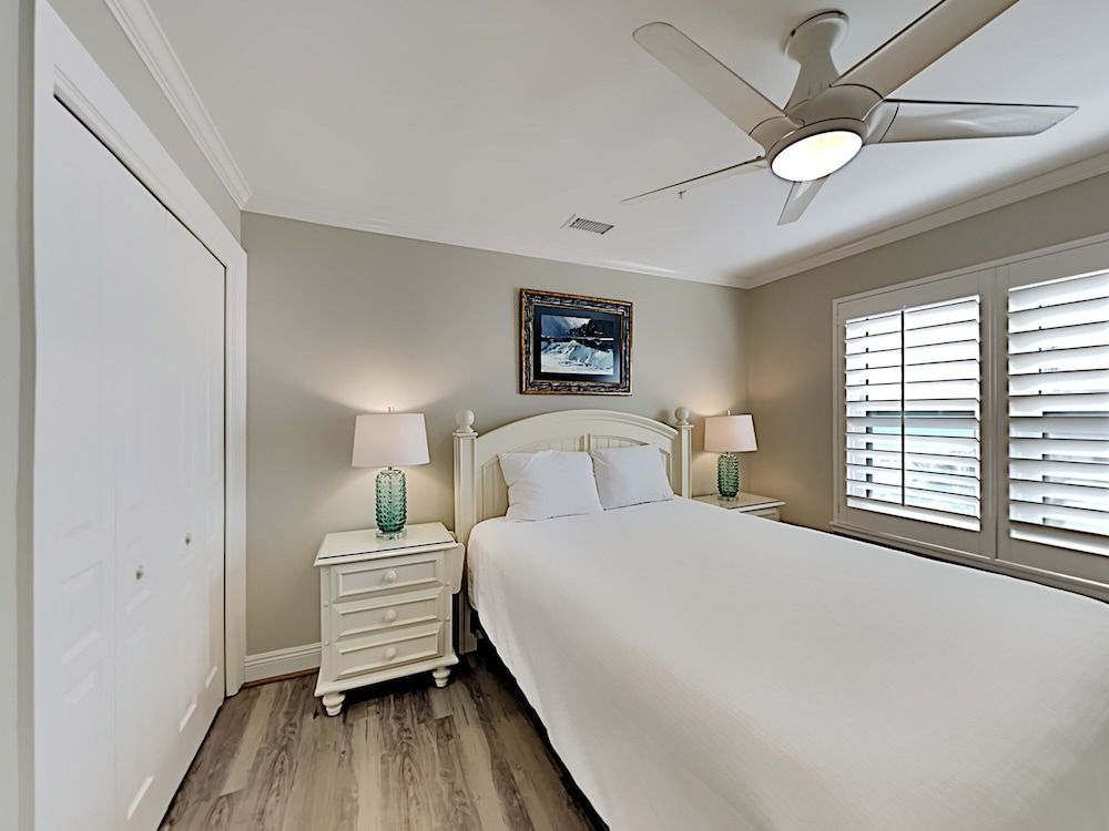 Emerald Dunes #405 by Southern Vacation Rentals 2