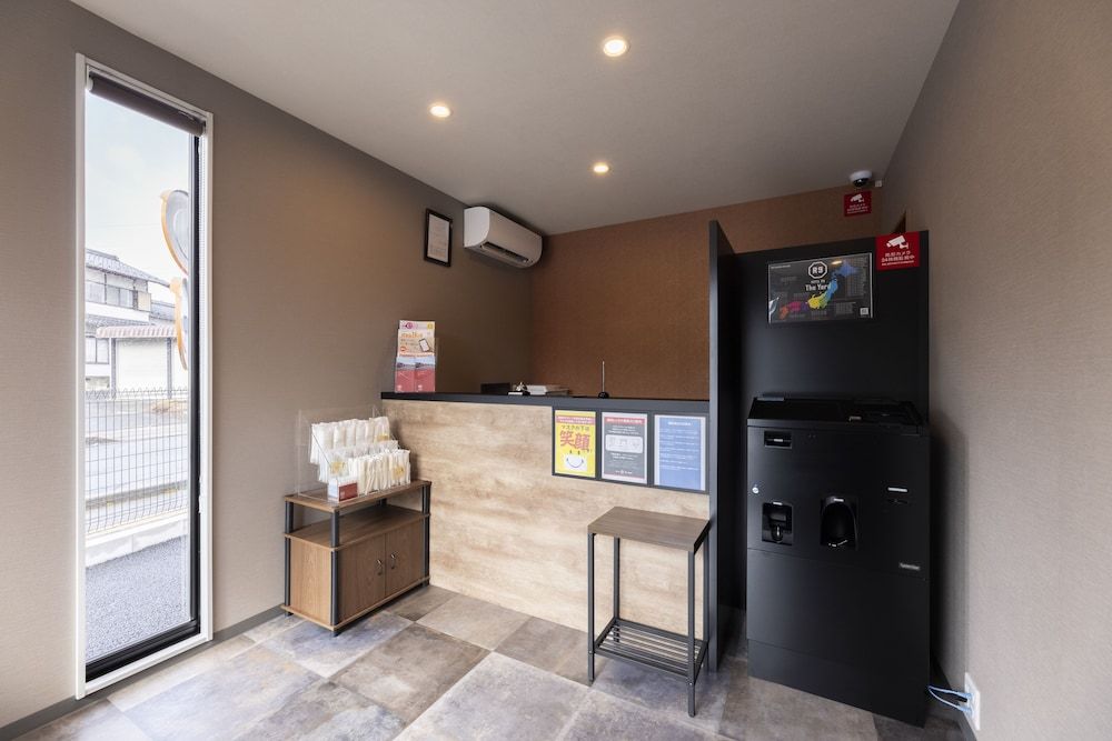 HOTEL R9 The Yard Ena 2