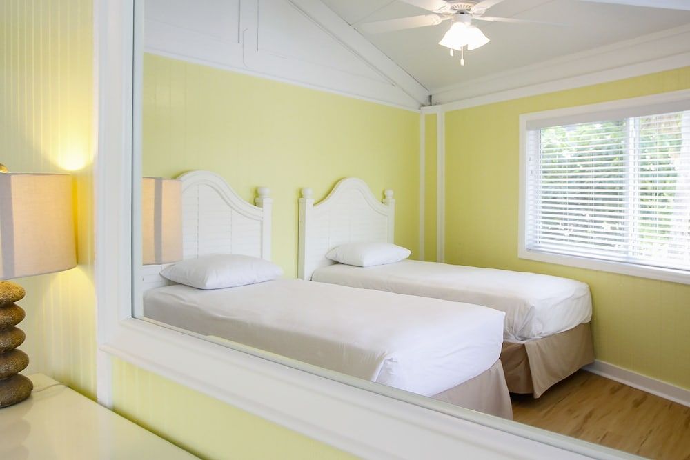 Topsider Resort 3
